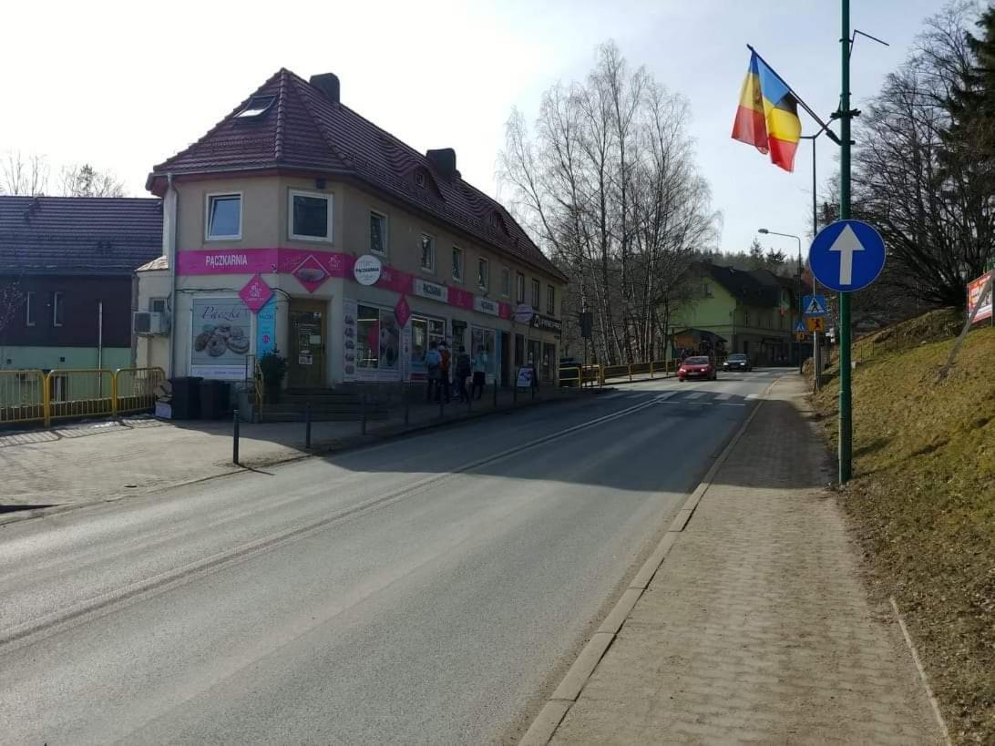 Apartament Przy Skwerku Appartement Szklarska Poręba Buitenkant foto